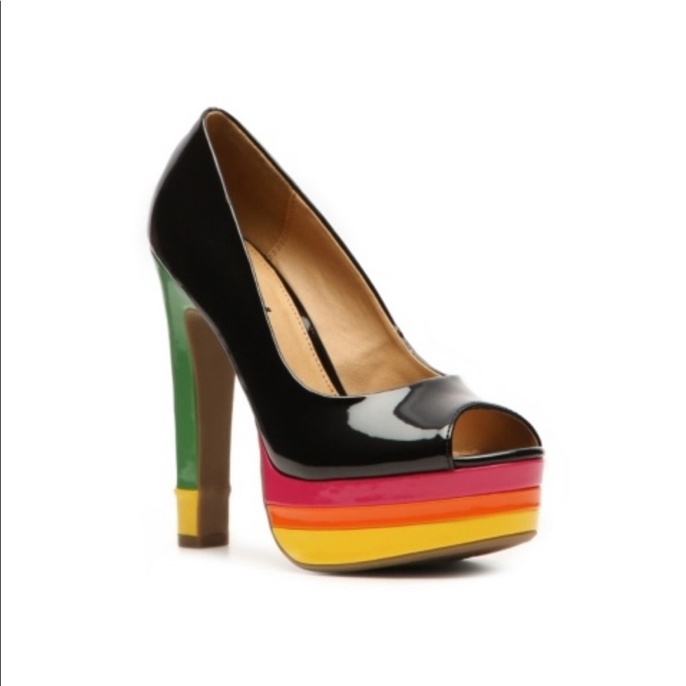 UNLISTED Carry With You 👠 Women’s Platforms